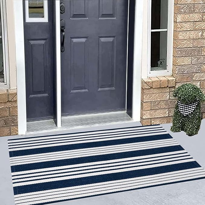 Outdoor Décor Accents
