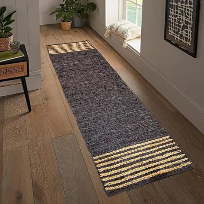 GRUHUM Jute Runner Rug 2'6"x4'ft Natural Fibre Rectangular Jute Area Rug Brown Leather Handwoven Boho Farmhouse Braided Rustic Vintage Eco Friendly Rug Kitchen Livingroom Bedroom Hallways Enterways