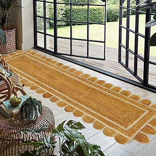 GRUHUM Scalloped Jute Area Rug 2'6"x4'ft Natural Base Off White Trim Handwoven Runner Reversible Soft Braided Farmhouse Jute Runner Rug Indoor EcoFriendly Livingroom Bedroom Kitchen Hallways Enterways