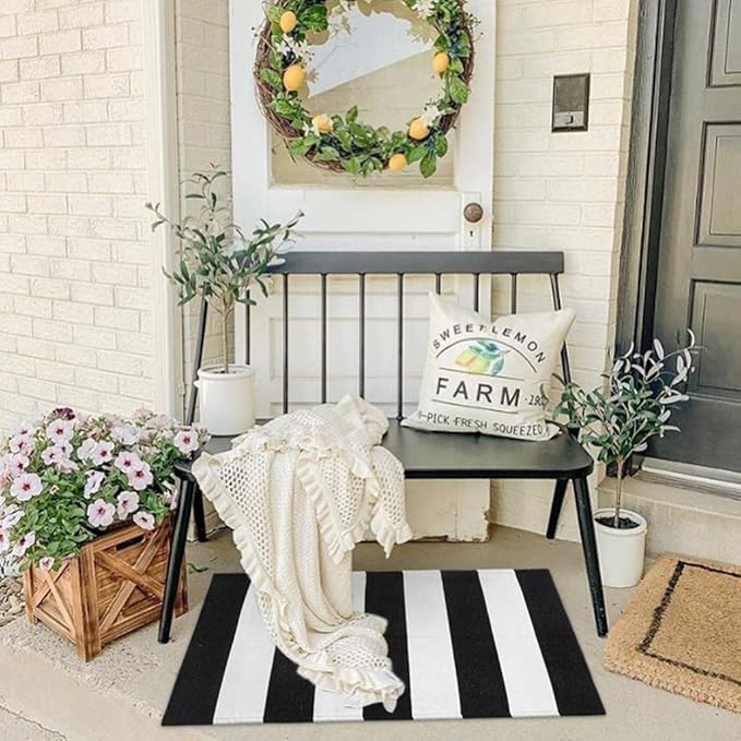 Seavish Black and White Striped Rug, 23.6" x 35.4" Christmas Welcome Mats for Front Door Porch Layered Door Mats Handmade Woven Small Farmhouse Machine Washable Rug Indoor Outdoor Doormats