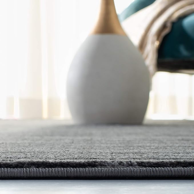 SAFAVIEH Vision Collection Area Rug - 5'1" x 7'6", Grey, Modern Ombre Tonal Chic Design, Non-Shedding & Easy Care, Ideal for High Traffic Areas in Living Room, Bedroom (VSN606D)