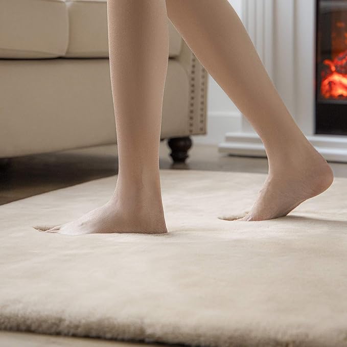 Ashler Faux Fur Rug, Ultra Soft Faux Rabbit Fur, Beige Area Rugs, 4 x 4 Feet Square, Machine Washable Nursery Decor Throw Rugs for Bedroom, Kids Room, Living Room