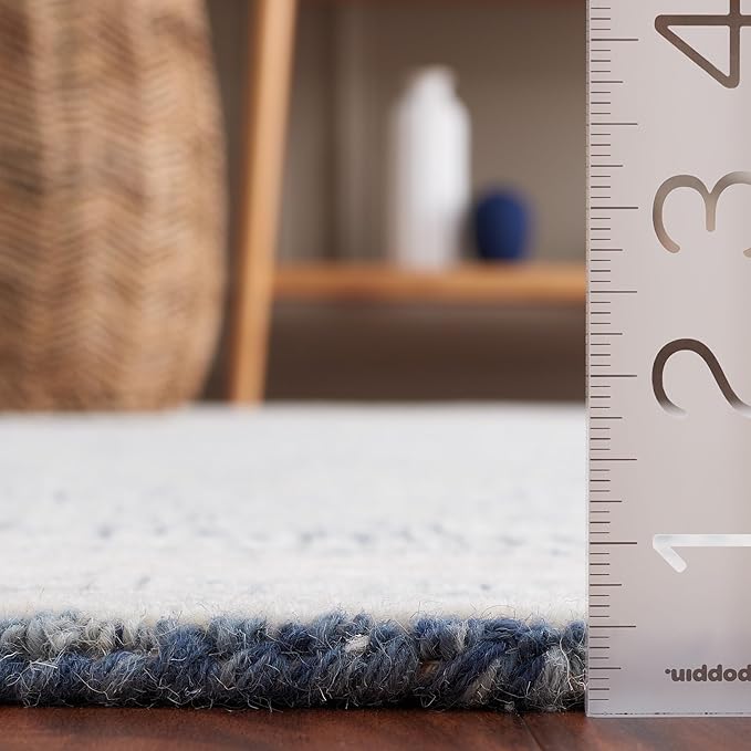 SAFAVIEH Abstract Collection Runner Rug - 8' Runner, Ivory & Navy, Transitional Design, Ideal for High Traffic Areas in Hallway, Bathroom & Kitchen (ABT340N-28)