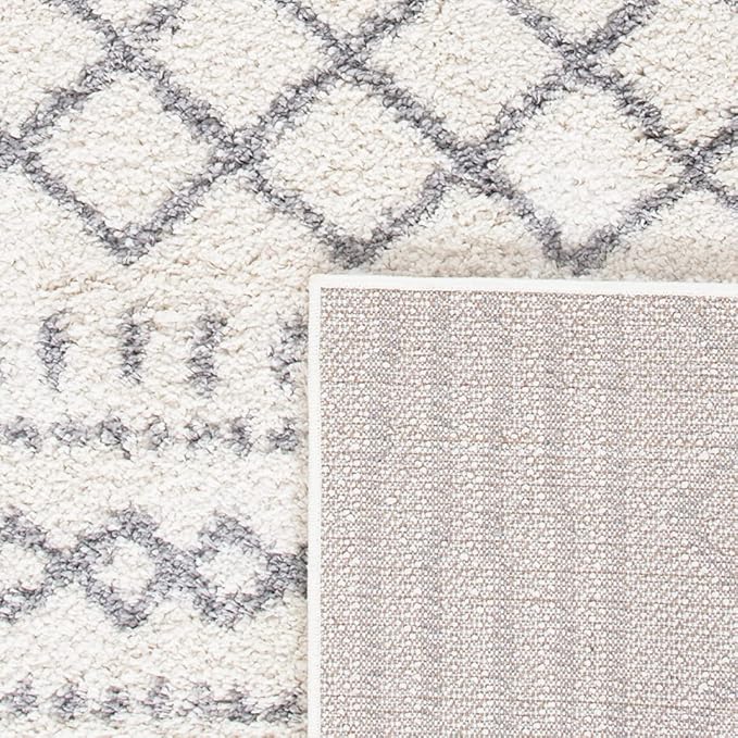 SAFAVIEH Arizona Shag Collection Accent Rug - 3'2" Round, Ivory & Grey, Geometric Design, Ideal for High Traffic Areas in Entryway, Kitchen & Bathroom (ASG741F-3R)