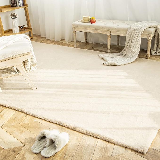 Ashler Faux Fur Rug, Ultra Soft Faux Rabbit Fur, Beige Area Rugs, 5 x 7 Feet Rectangle, Machine Washable Nursery Decor Throw Rugs for Bedroom, Kids Room, Living Room