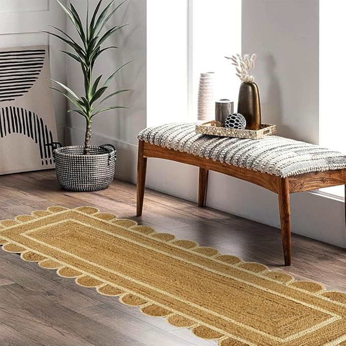 GRUHUM Scalloped Jute Area Rug 2'6"x6'ft Natural Base Off White Trim Handwoven Runner Reversible Soft Braided Farmhouse Jute Runner Rug Indoor EcoFriendly Livingroom Bedroom Kitchen Hallways Enterways