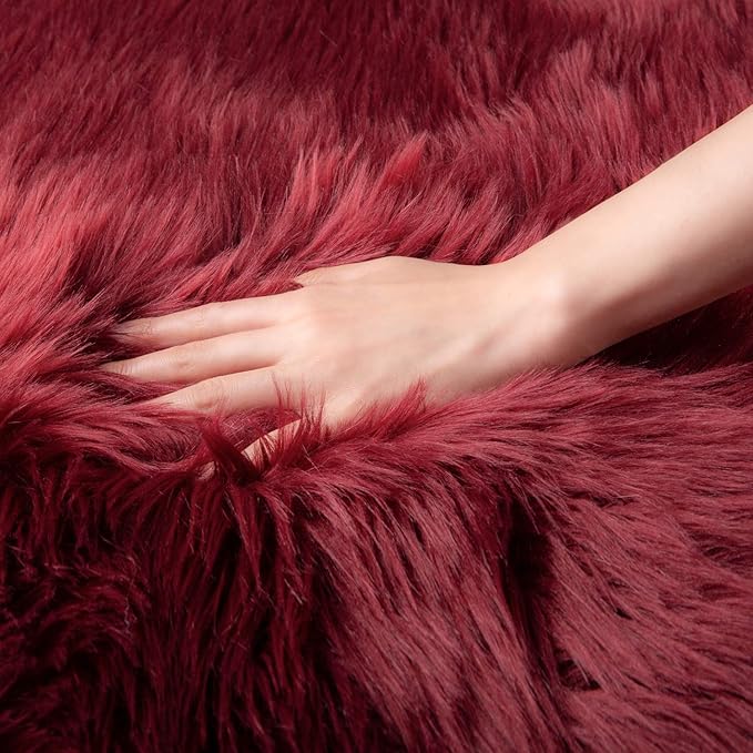 Ashler faux fur rug, Fluffy Shaggy Area Rug Ultra Soft 3 x 3 Feet Round Fur Rug, Deep Red Fuzzy Rug Machine Washable Shag Rug, Nursery Decor Throw Rugs for Bedroom, kids room, Living Room