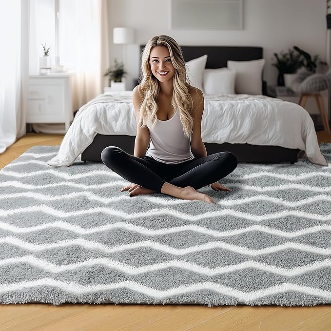 RUGTUDER Area Rug for Living Room, 5x8 Washable Fluffy Fuzzy Rugs for Bedroom, Non Slip Soft Plush Shaggy Large Chevron Zigzag Rug for Nursery Kids Room Office Playroom Classroom, Light Grey and White