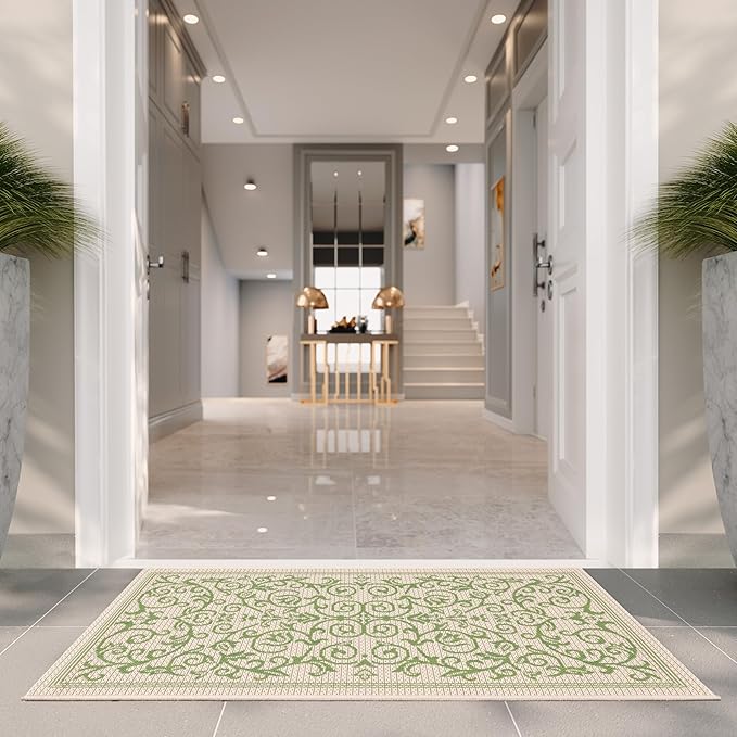 SAFAVIEH Courtyard Collection Accent Rug - 2' x 3'7", Natural & Olive, Indoor/Outdoor & Washable, Ideal for High Traffic Areas in Patio, Backyard, Mudroom, Entryway, Doormat (CY2098-1E01-2)