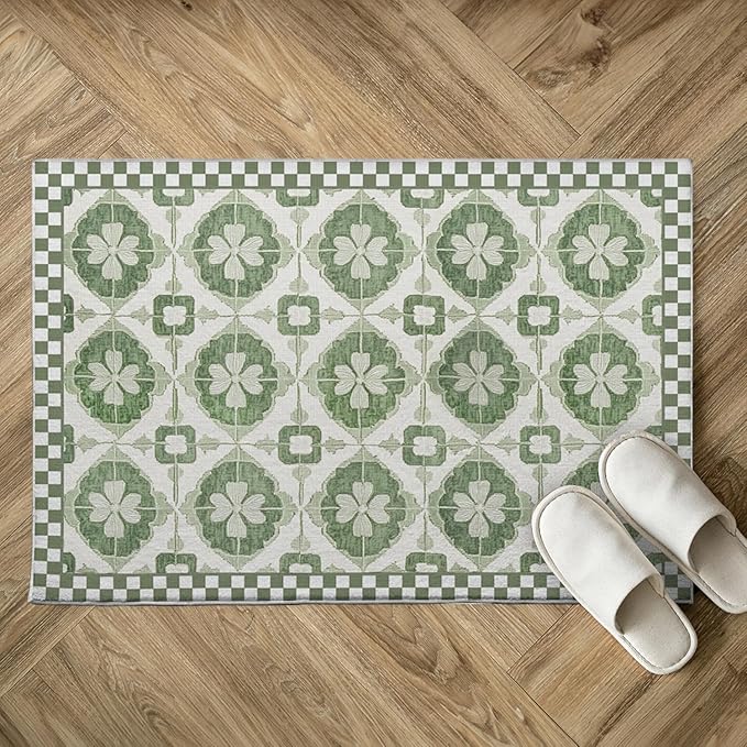 Bathroom Mat Four Leaf Clover Botanical Rugs Sage Green Leaf Modern Machine Washable Soft Plush Rug Carpet Non Slip Area Rug for Entryway Kitchen Living Room Bedroom Dining Room Home 20x31.5 Inch