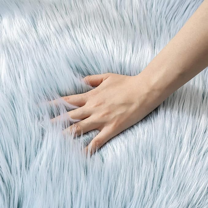 Ashler Faux Fur Rug, Fluffy Shaggy Area Rug Ultra Soft 6 x 9 Feet Rectangle Fur Rug Frosted Bottom Spring Green Fuzzy Rug Machine Washable Shag Rug, Nursery Decor Throw Rugs for Bedroom, Living Room