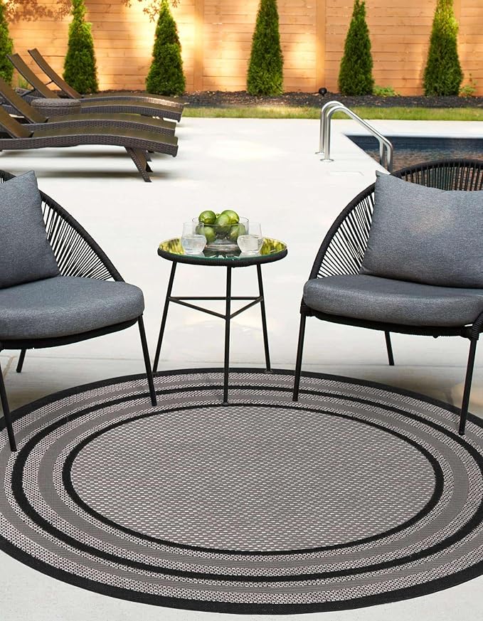 Unique Loom Outdoor Border Collection Area Rug - Multi Border (5' 3" Round Gray/Black)