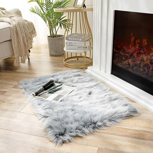 Ashler faux fur rug, Fluffy Shaggy Area Rug Ultra Soft 2 x 2.9 Feet Rectangle Fur Rug Frosted Bottom Black Fuzzy Rug Machine Washable Shag Rug, Nursery Decor Throw Rugs for Bedroom, Living Room