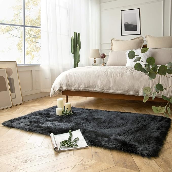Ashler faux fur rug, Fluffy Shaggy Area Rug Ultra Soft 3 x 5 Feet Rectangle Fur Rug Black Fuzzy Rug Machine Washable Shag Rug, Nursery Decor Throw Rugs for Bedroom, kids room, Living Room