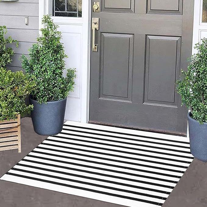Striped Layered Doormat 24'' x 35'' Black and White Striped Rug Front Porch Machine Washable Indoor Outdoor Doormat for Front Porch Hand-Woven Entryway Mat for Laundry/Bathroom/Bedroom