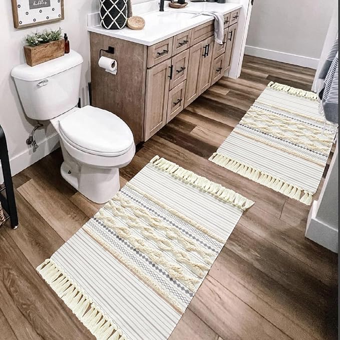 Washable Cotton Throw Rugs with Fringe, Boho Chic Modern Farmhouse Tufted Cute Vintage 2x3 Small Area Rugs for Bathroom Kitchen Bedroom Laundry Entryway Indoor Front Door Mat Thin Pile
