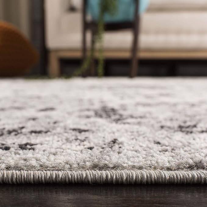 SAFAVIEH Madison Collection Runner Rug - 2'3" x 20', Silver & Grey, Boho Chic Distressed Design, Non-Shedding & Easy Care, Ideal for High Traffic Areas in Living Room, Bedroom (MAD611G)