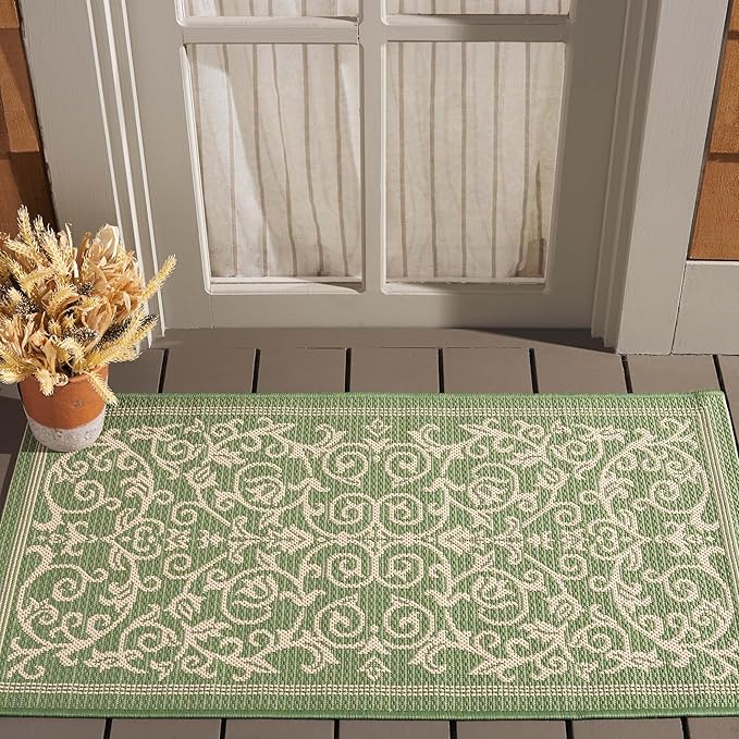 SAFAVIEH Courtyard Collection Accent Rug - 4' x 5'7", Olive & Natural, Indoor/Outdoor & Washable, Ideal for High Traffic Areas in Patio, Backyard, Mudroom, Entryway, Doormat (CY2098-1E06-4)