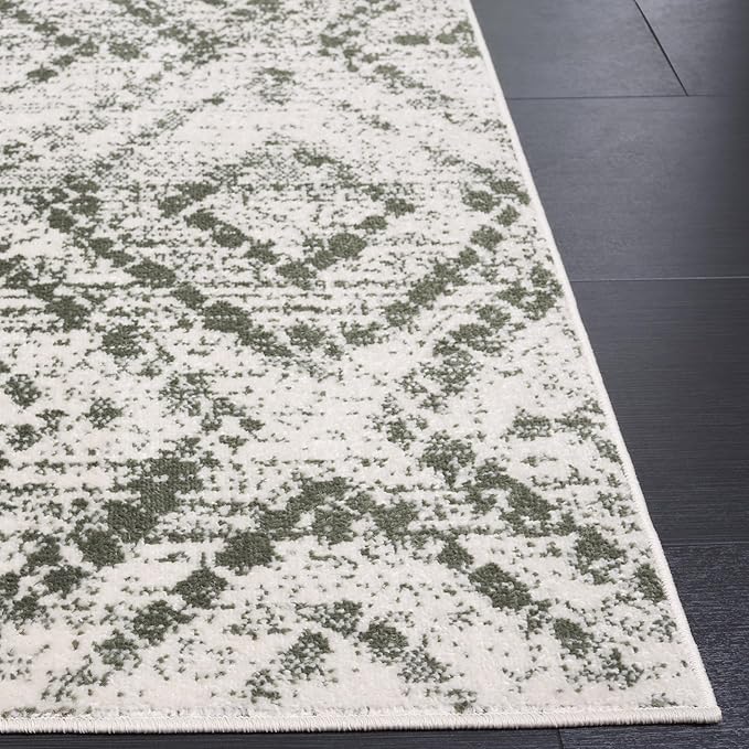SAFAVIEH Adirondack Collection Runner Rug - 2'6" x 8', Ivory & Green, Geometric Design, Ideal for High Traffic Areas in Entryway, Kitchen & Bathroom (ADR131W-28)