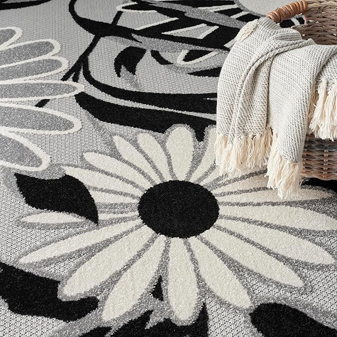 Nourison Aloha Indoor/Outdoor Black White 6' x 9' Area Rug, Easy Cleaning, Non Shedding, Bed Room, Living Room, Dining Room, Kitchen (6x9)