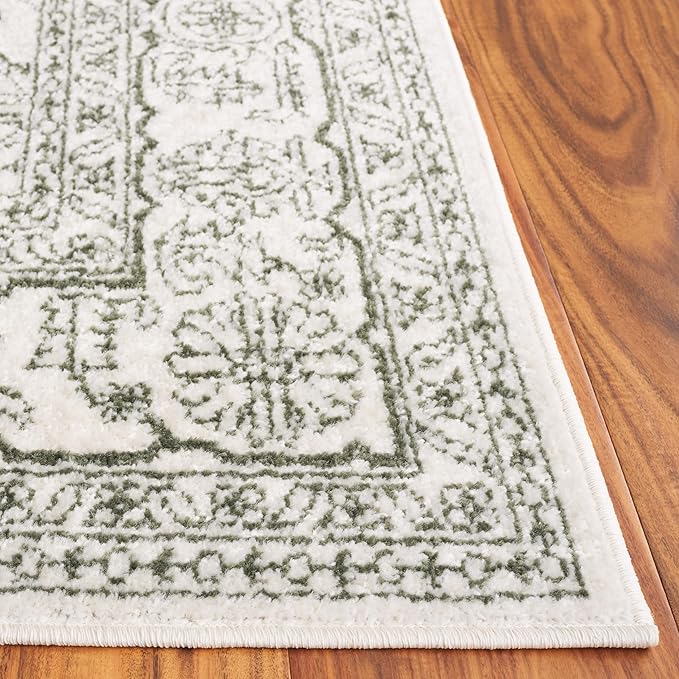 SAFAVIEH Adirondack Collection Runner Rug - 2'6" x 8', Ivory & Green, Geometric Design, Ideal for High Traffic Areas in Entryway, Kitchen & Bathroom (ADR108X-28)