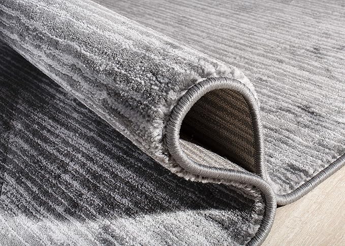 SAFAVIEH Vision Collection Area Rug - 5'1" x 7'6", Grey, Modern Ombre Tonal Chic Design, Non-Shedding & Easy Care, Ideal for High Traffic Areas in Living Room, Bedroom (VSN606D)