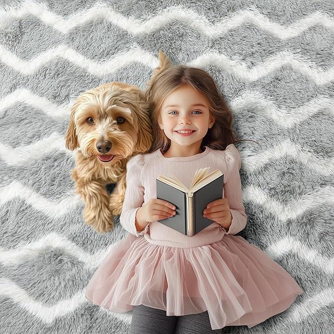RUGTUDER Area Rug for Living Room, 5x8 Washable Fluffy Fuzzy Rugs for Bedroom, Non Slip Soft Plush Shaggy Large Chevron Zigzag Rug for Nursery Kids Room Office Playroom Classroom, Light Grey and White