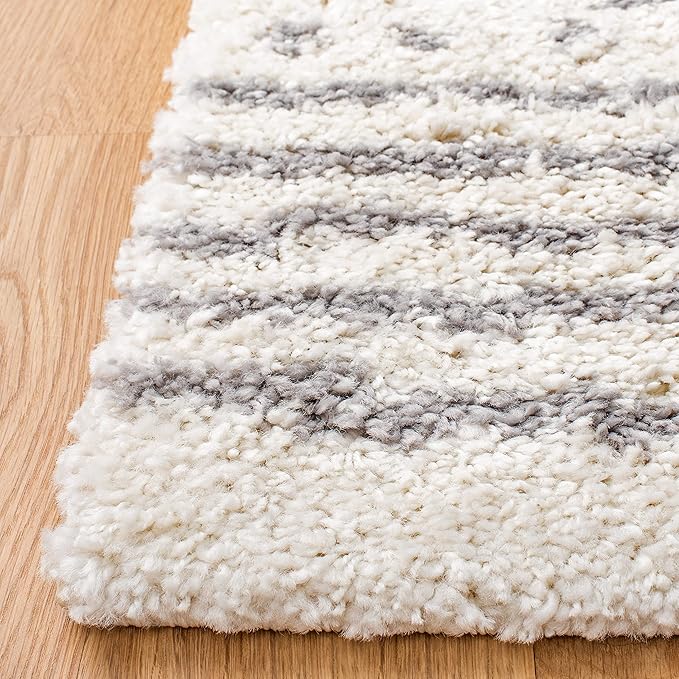 SAFAVIEH Arizona Shag Collection Accent Rug - 3'2" Round, Ivory & Grey, Geometric Design, Ideal for High Traffic Areas in Entryway, Kitchen & Bathroom (ASG741F-3R)