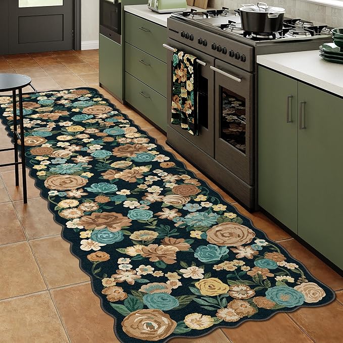 Washable Floral Runner Rug 2x8 Black Hallway Carpet Scalloped Flower Non Slip Soft Long Kitchen Runner Farmhouse Low Pile Thin Indoor Floor Cover for Bathroom Bedroom Laundry Room Entryway