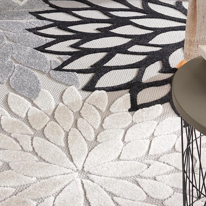Nourison Aloha 114" x 156" Fabric Indoor/Outdoor Rug in Black/White Finish