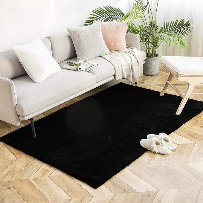 Ashler Faux Fur Rug, Ultra Soft Faux Rabbit Fur, Black Area Rugs, 4 x 6 Feet Rectangle, Machine Washable Nursery Decor Throw Rugs for Bedroom, Kids Room, Living Room