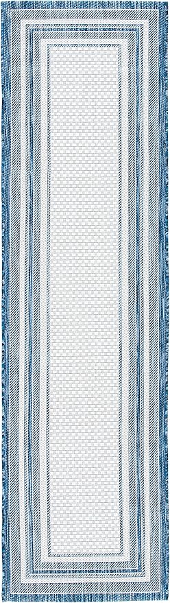 SAFAVIEH Courtyard Collection Runner Rug - 2'3" x 6'7", Ivory & Navy, Non-Shedding & Easy Care, Indoor/Outdoor & Washable-Ideal for Patio, Backyard, Mudroom (CY8475-53412)