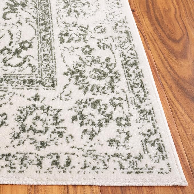 SAFAVIEH Adirondack Collection Runner Rug - 2'6" x 8', Ivory & Green, Geometric Design, Ideal for High Traffic Areas in Entryway, Kitchen & Bathroom (ADR109X-28)
