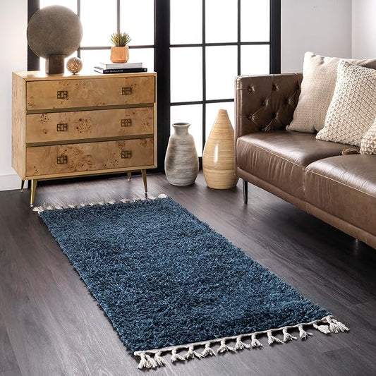 nuLOOM Neva Solid 2x6 Runner Shag Rug for Living Room Bedroom Dining Room Nursery Entryway Hallway, Navy/Ivory