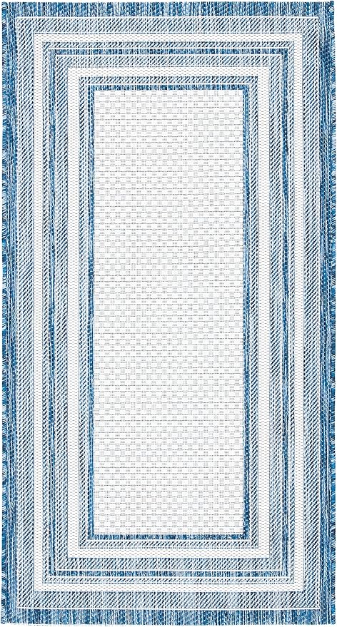 SAFAVIEH Courtyard Collection Accent Rug - 2'3" x 4', Ivory & Navy, Non-Shedding & Easy Care, Indoor/Outdoor & Washable-Ideal for Patio, Backyard, Mudroom (CY8475-53412)