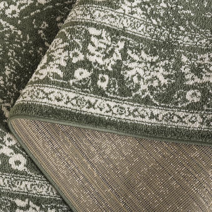 SAFAVIEH Adirondack Collection Runner Rug - 2'6" x 8', Green & Ivory, Geometric Design, Ideal for High Traffic Areas in Entryway, Kitchen & Bathroom (ADR109Y-28)