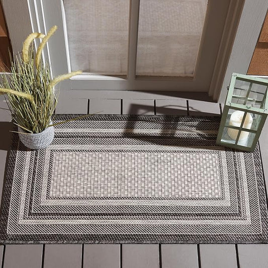 SAFAVIEH Courtyard Collection Accent Rug - 2'3" x 4', Light Grey & Black, Non-Shedding & Easy Care, Indoor/Outdoor & Washable-Ideal for Patio, Backyard, Mudroom (CY8475-37612)
