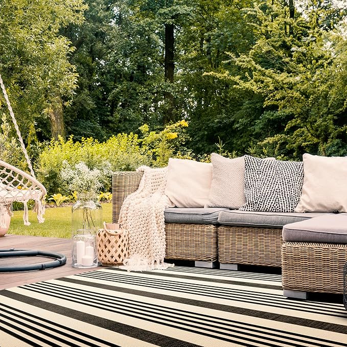 SAFAVIEH Courtyard Collection Area Rug - 8' x 10', Black & Bone, Stripe Design, Non-Shedding & Easy Care, Indoor/Outdoor & Washable-Ideal for Patio, Backyard, Mudroom (CY6062-216)